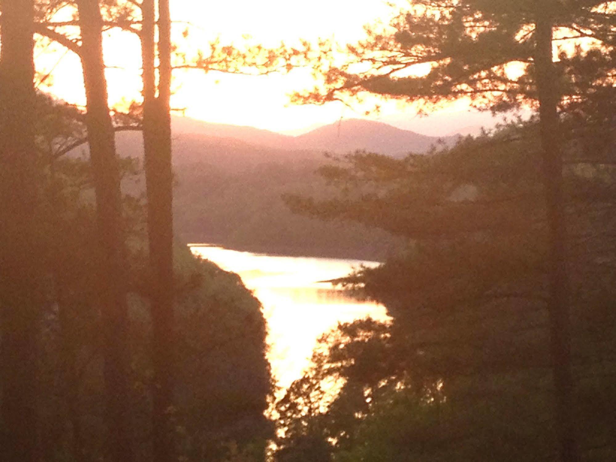 Lakeview At Fontana Lauada 外观 照片
